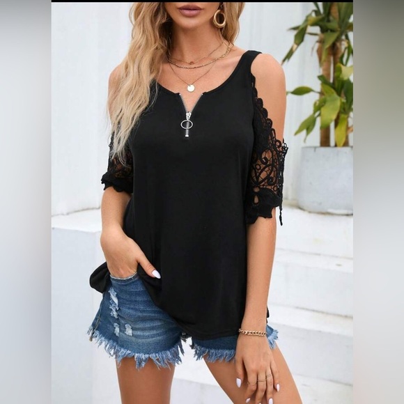 🥳HP🥳NWOT Contrast Guipure Lace Cold Shoulder Top in Black w/ Quarter Zip Front - Picture 2 of 13